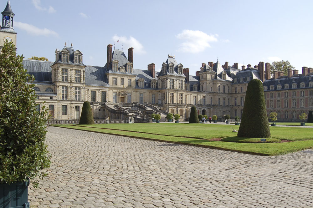 🌎 France Palace of Fontainebleau vids ٩(ˊᗜˋ*)و